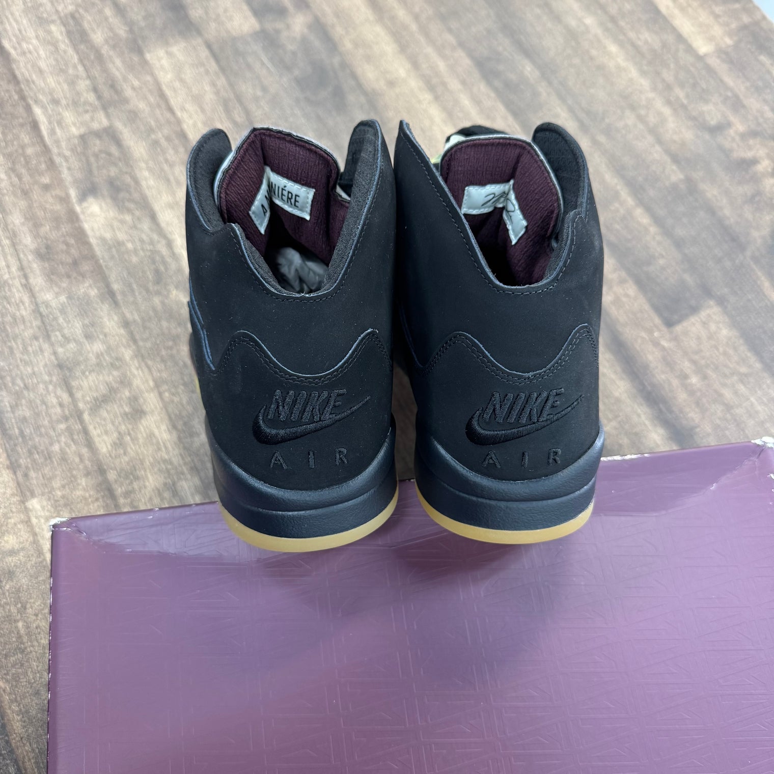 A Ma Maniere Dusk Jordan 5 (Lightly Worn)