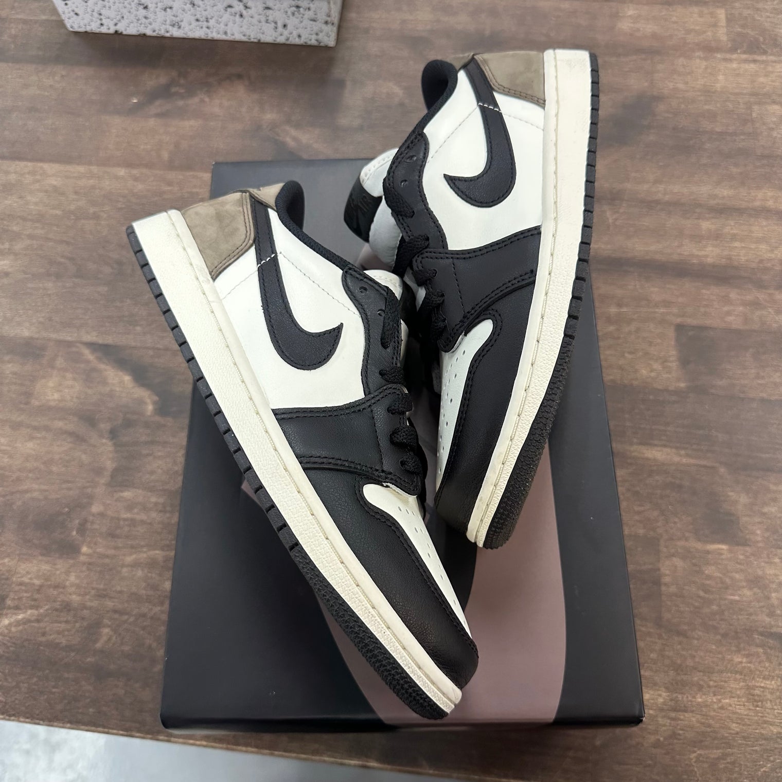 Mocha Jordan 1 Low OG (USED)