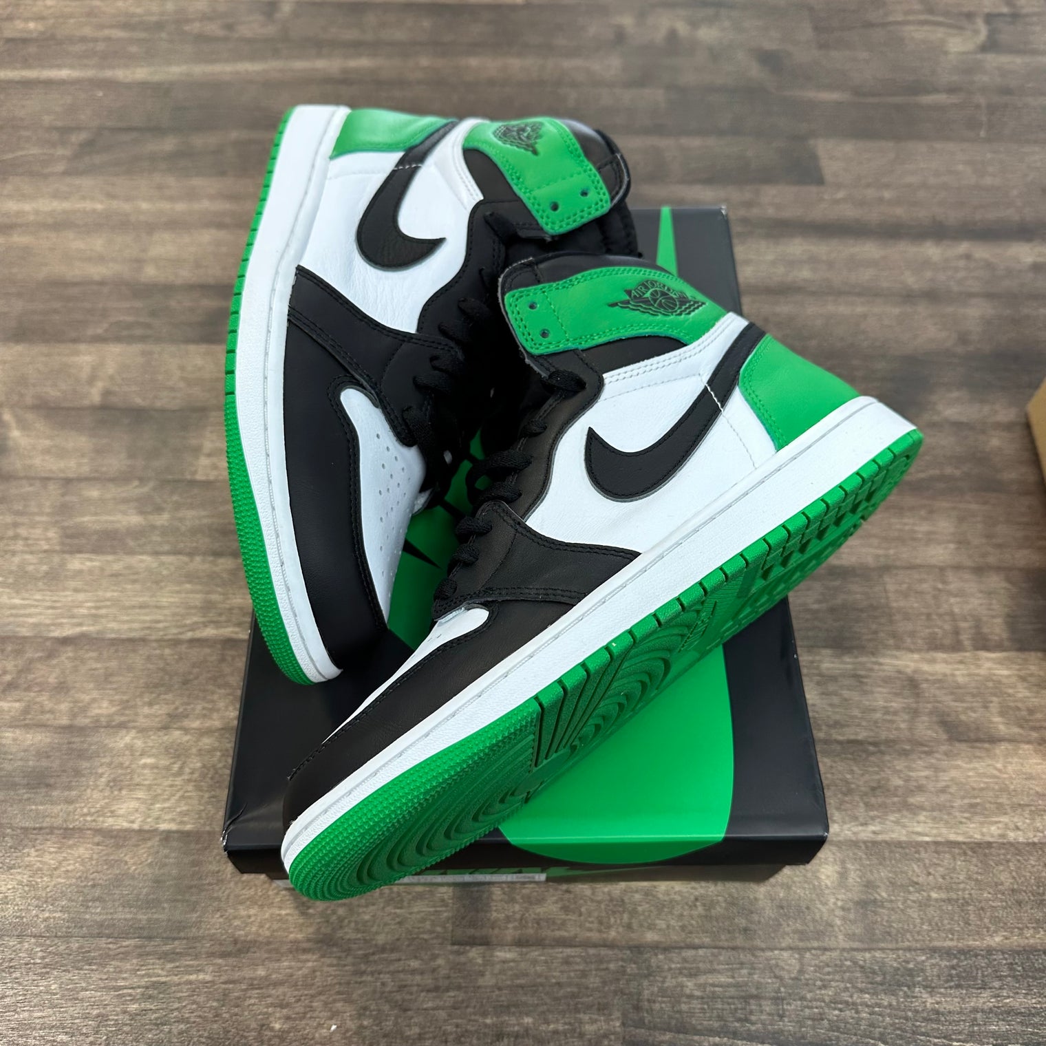 Lucky Green Jordan 1 High (USED)