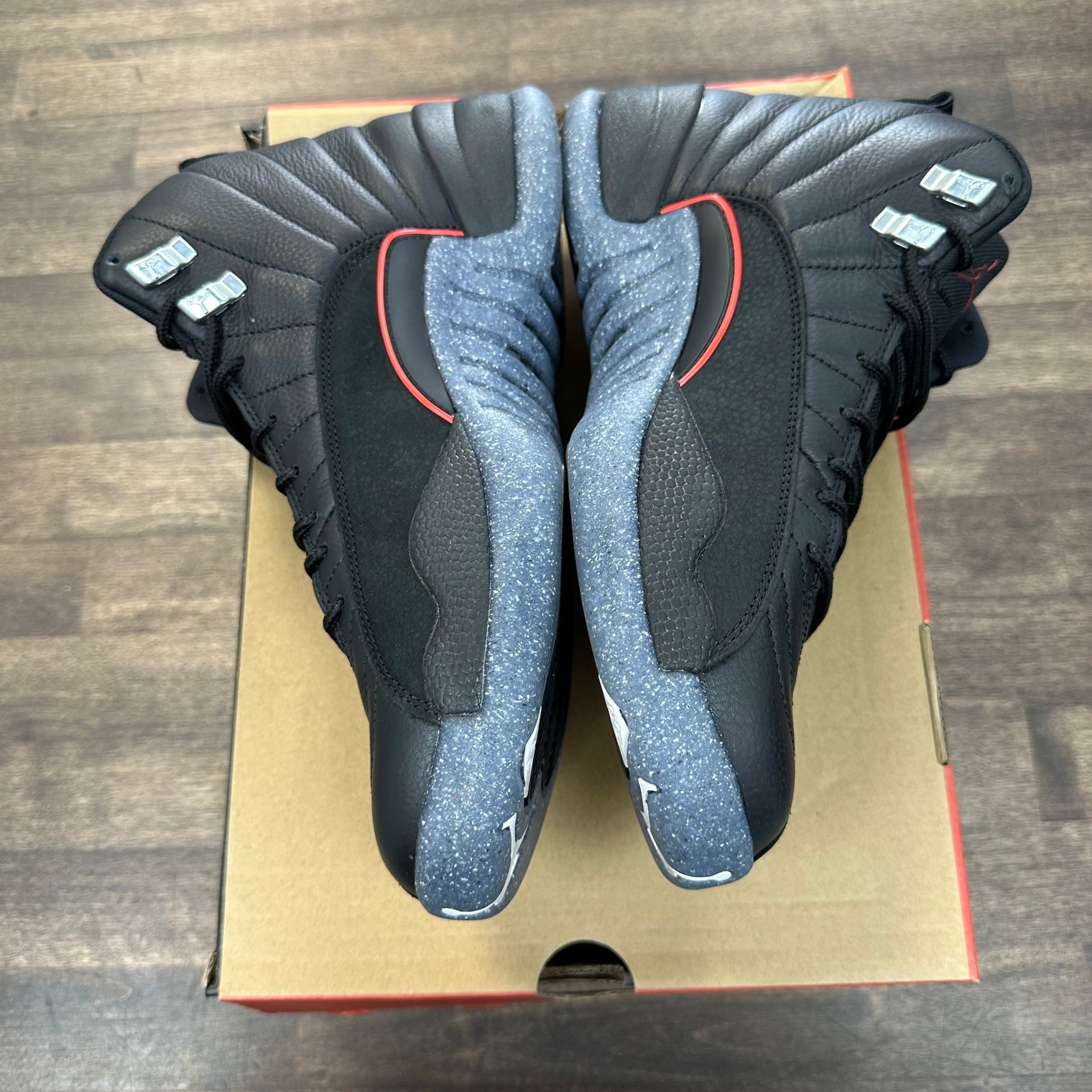 Utility Grind Jordan 12 (USED)