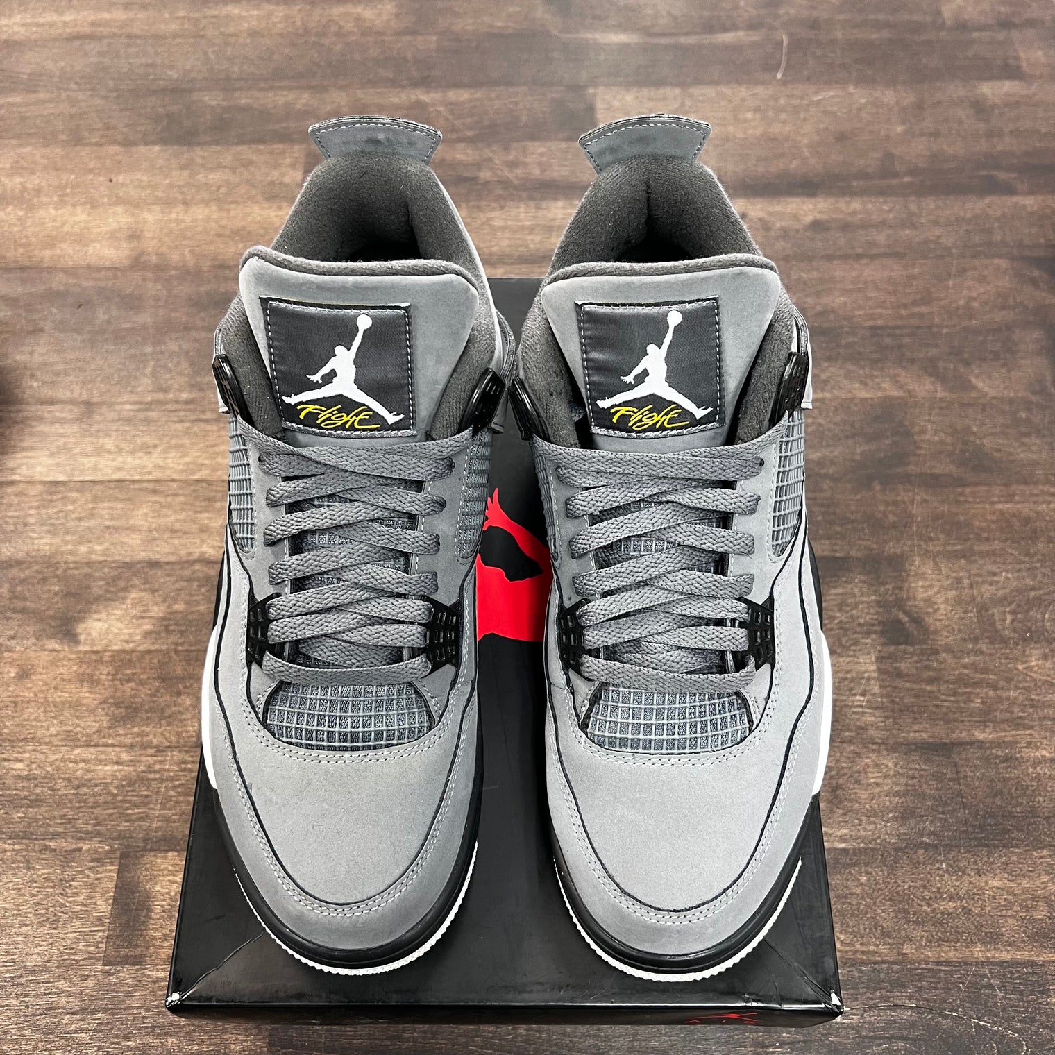 Cool Grey Jordan 4 (USED)