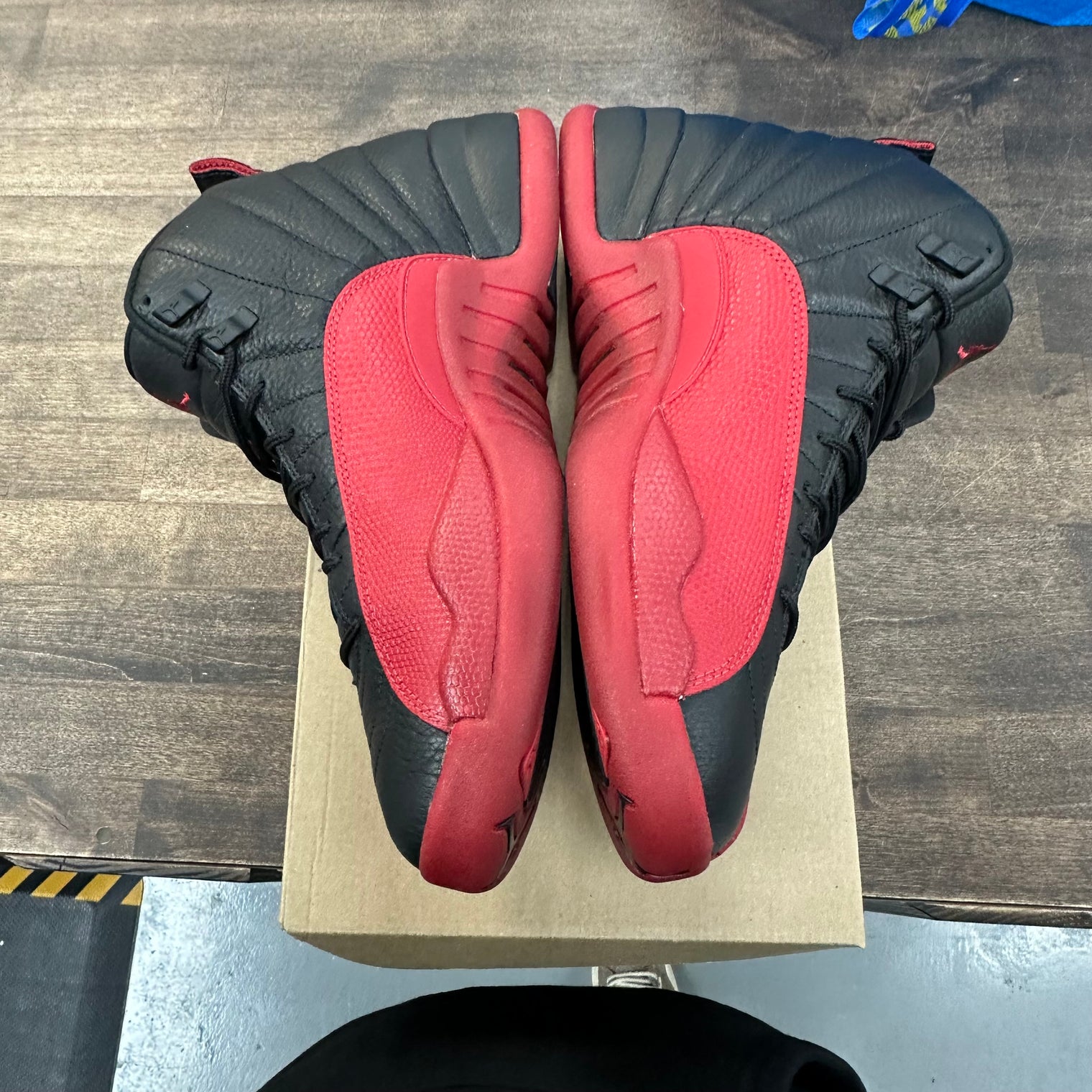 Flu Game Jordan 12 (2025) (USED,No Box)
