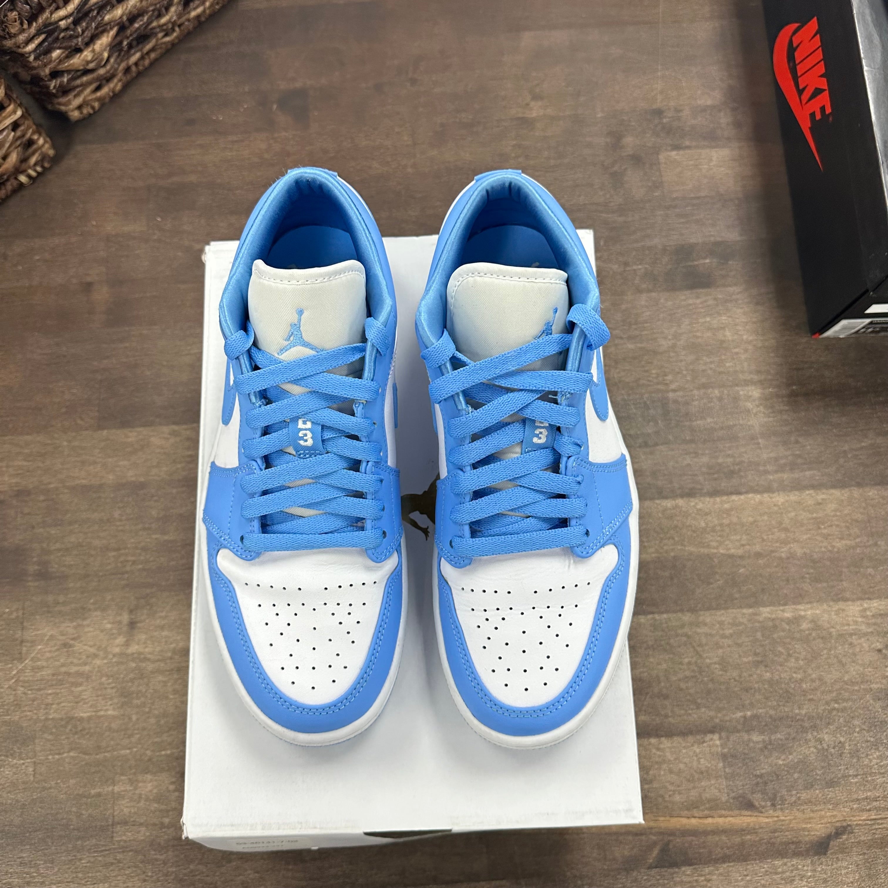Jordan UNC Jordan 1 Low (W) (USED) Size 6Y (Pre-Owned) - Image 2