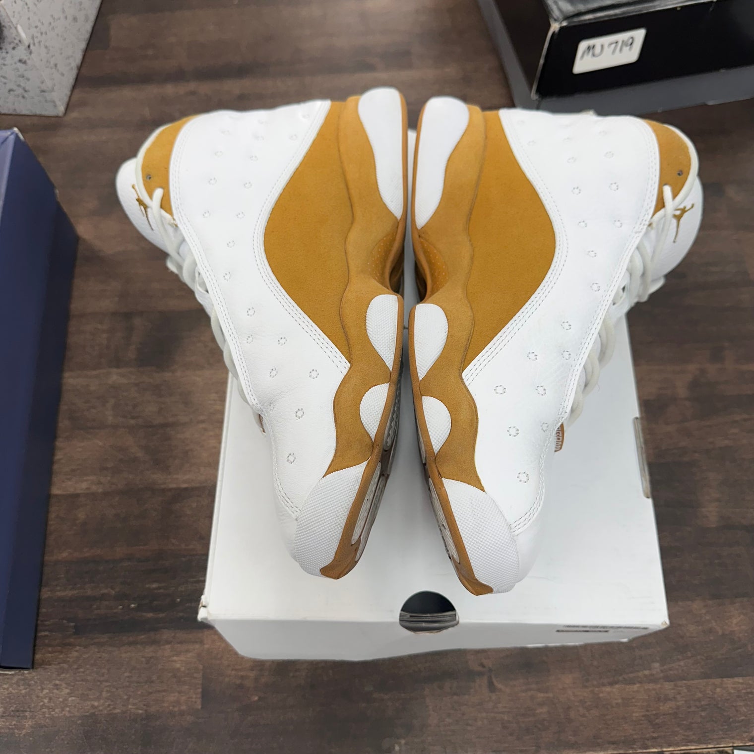 Wheat Jordan 13 (USED)