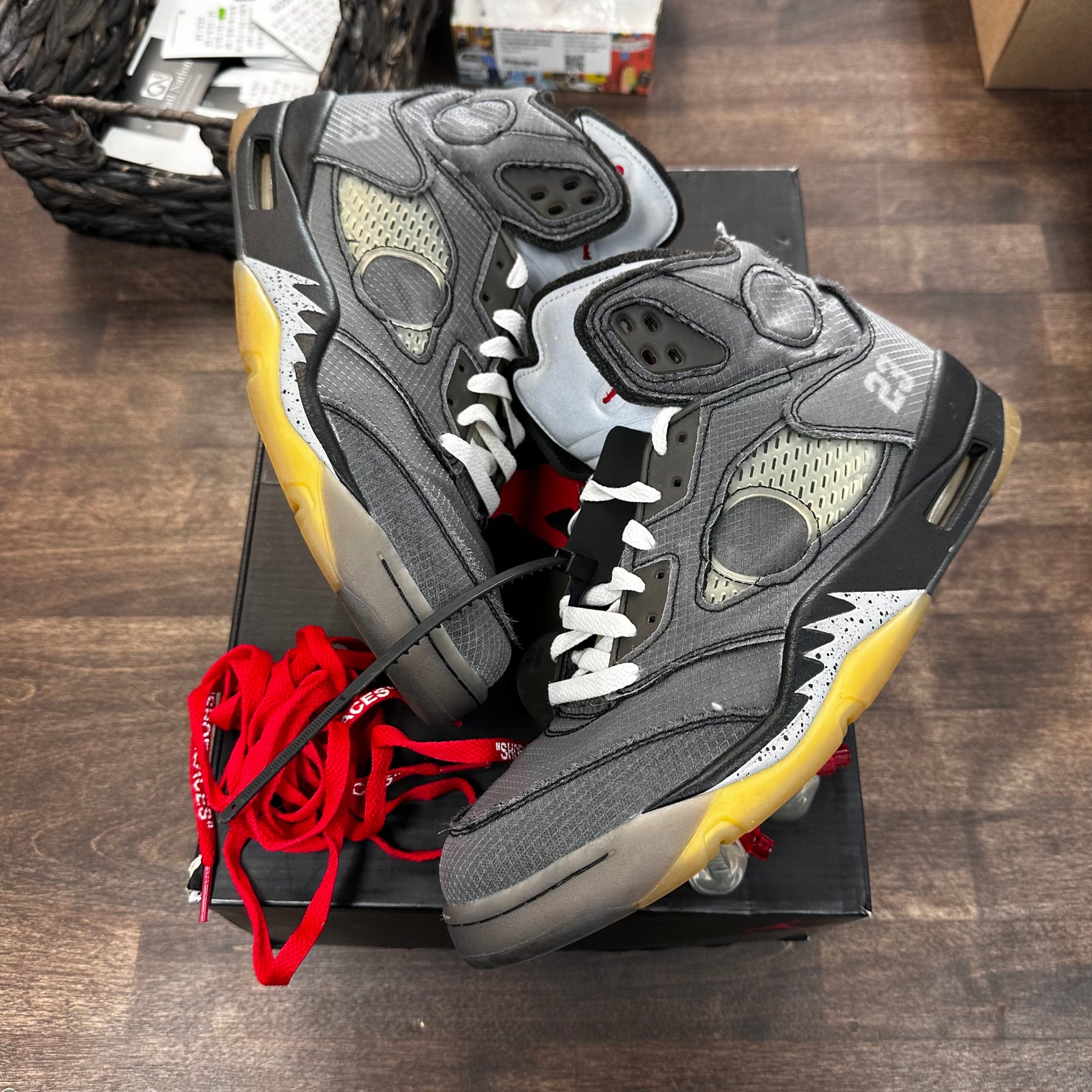 Off-White Jordan 5 Muslin (USED)