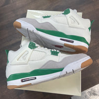 Pine Green SB Jordan 4 (USED)