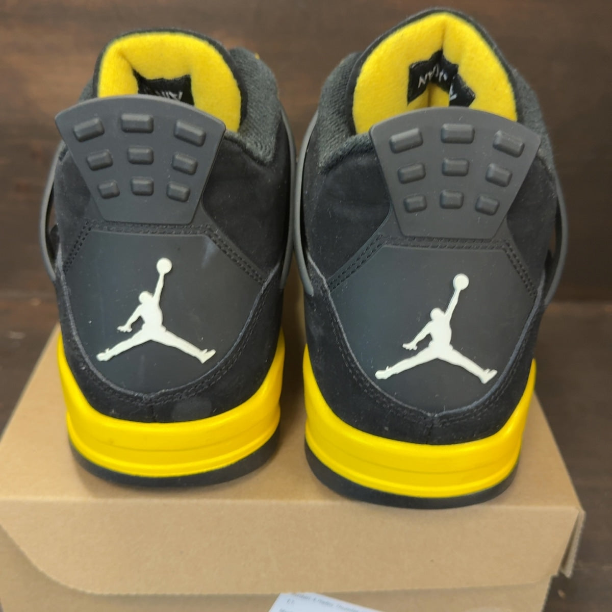 Jordan 4 Retro Thunder (2023) Size 11 (Pre-Owned) - Image 5