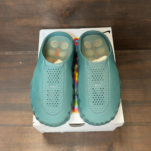 Nike Mind 001 Mineral Slate Light Pumice Hyper Crimson Metallic Platinum - Image 3