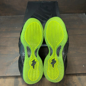 Nike Air Foamposite One Black Volt - Image 7