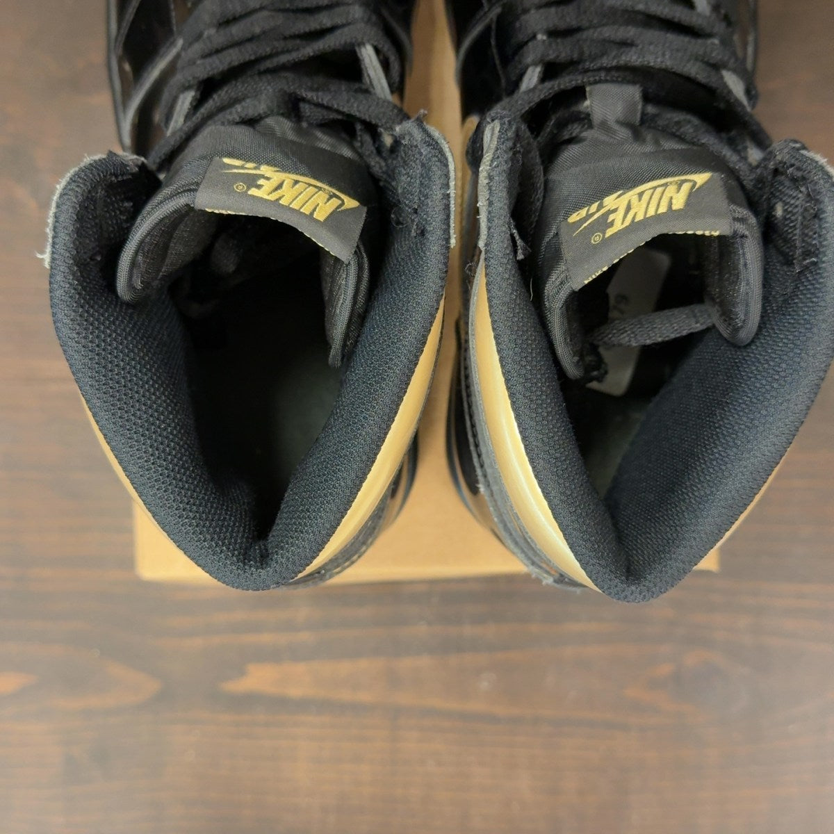 Jordan 1 Retro High Black Metallic Gold (2020) Size 13 (Pre-Owned) - Image 6