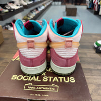 Social Status Free Lunch SB Strawberry Milk Dunk Mid (USED)