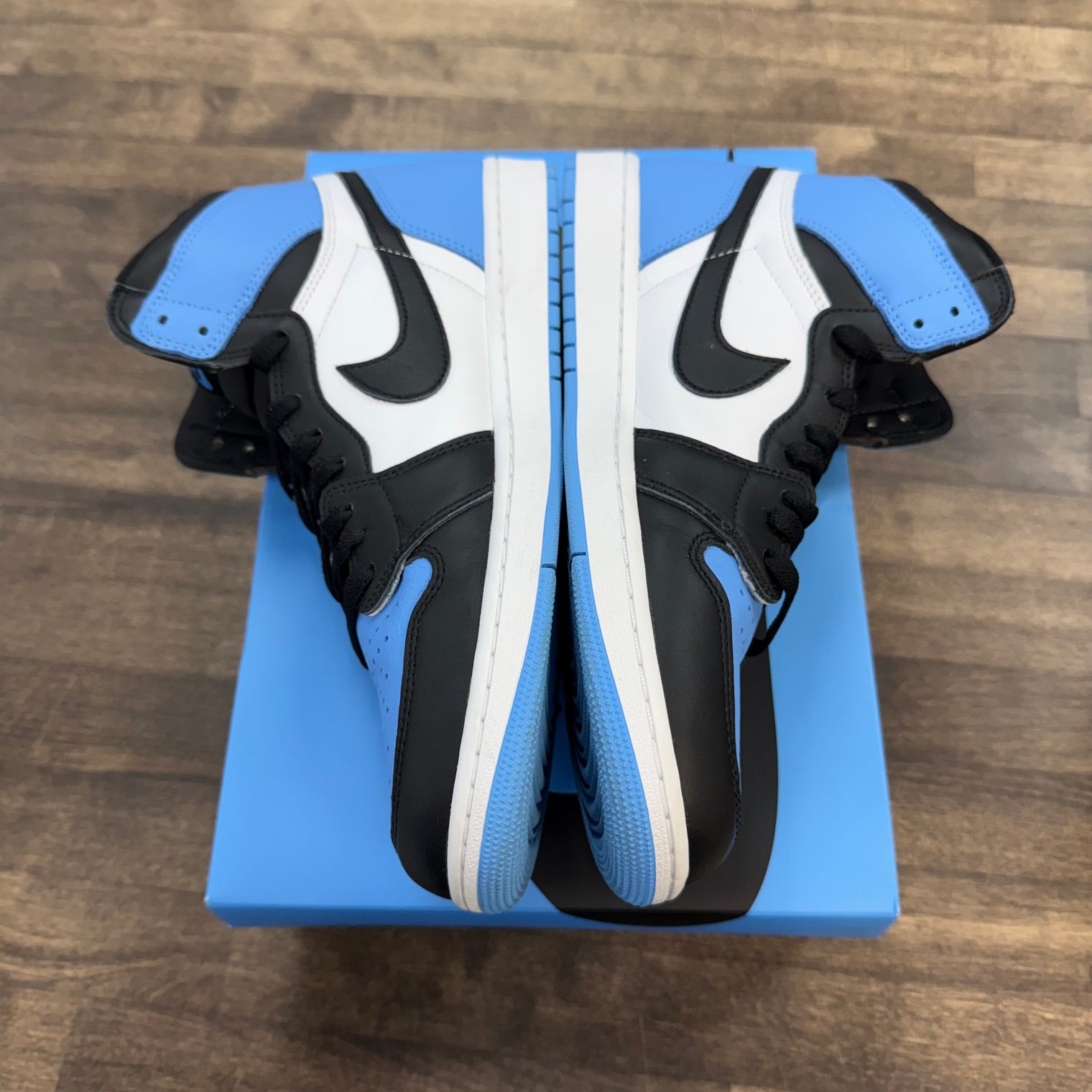 UNC Toe Jordan 1 High Retro (USED)