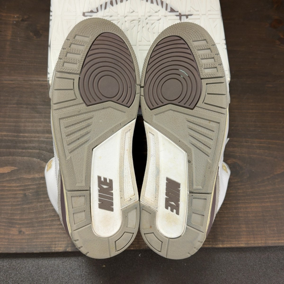 Jordan 3 Retro SP A Ma Maniére (Women's) - Image 8