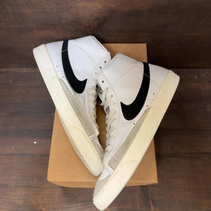 Nike Blazer Mid 77 Vintage White Black Size 13 (Pre-Owned) - Image 2