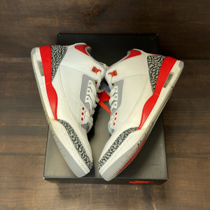 Jordan 3 Retro Fire Red (2022) - Image 2