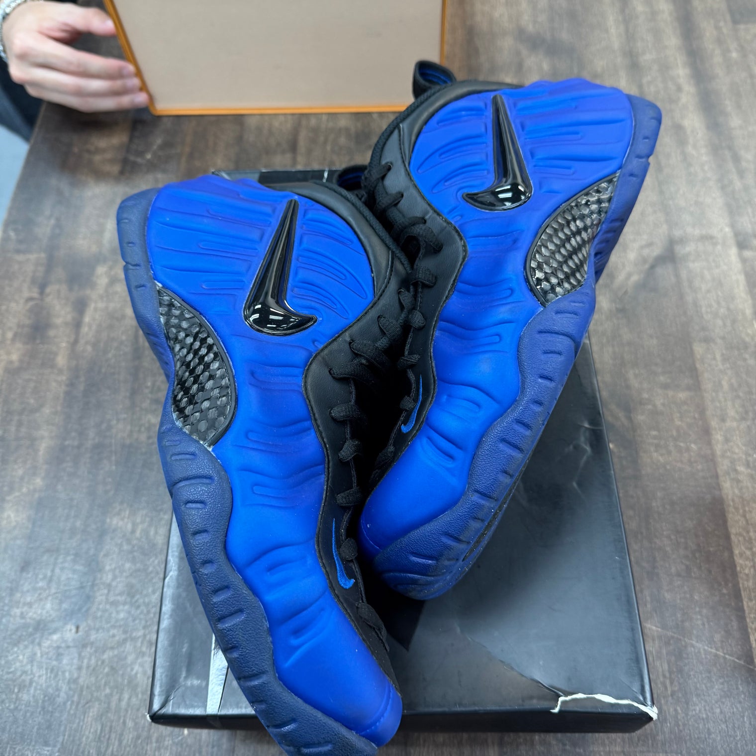 Hyper Cobalt Nike Foamposite (USED)