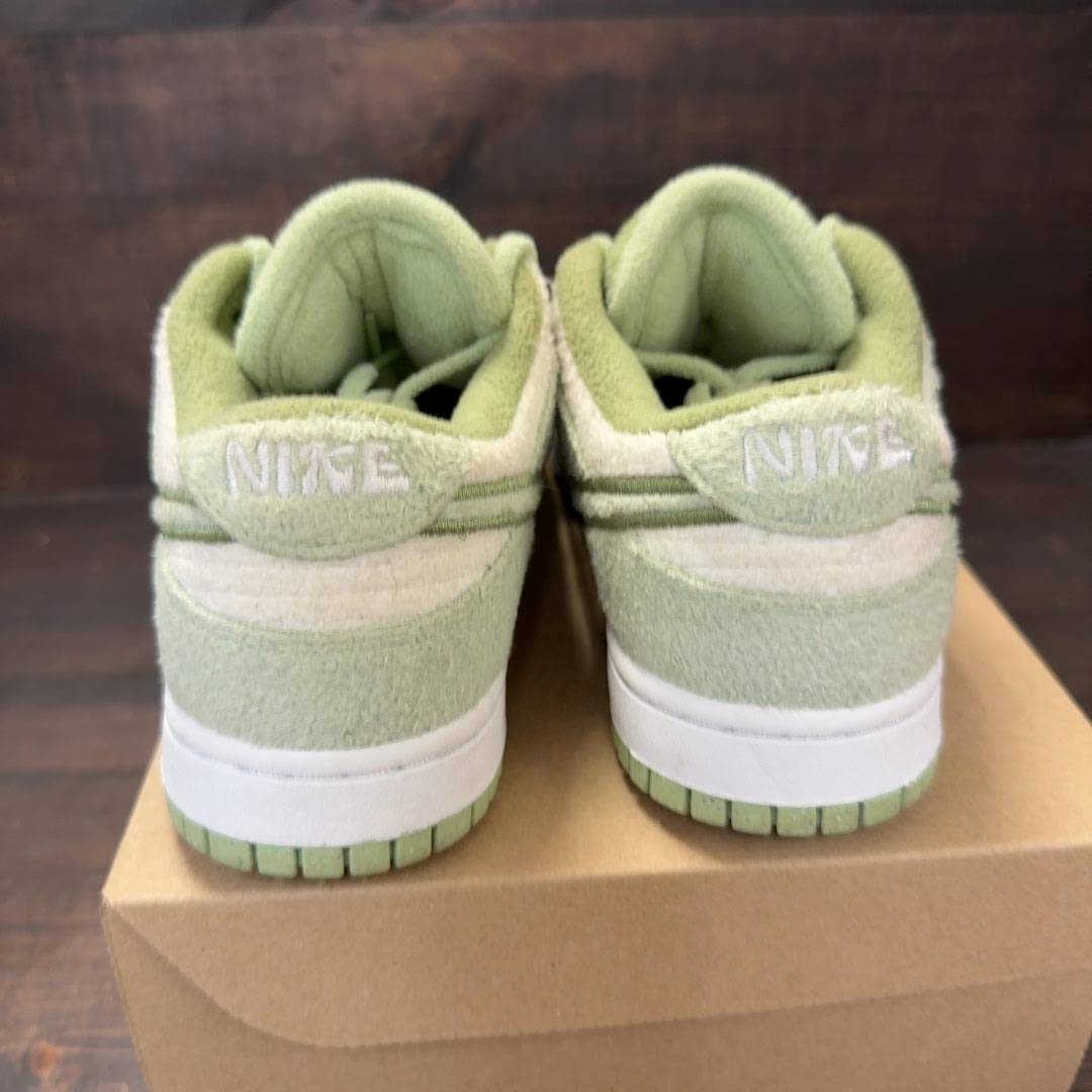 Nike Dunk Low SE Fleece Pack Honeydew (Women's) Size 8.5W (Pre-Owned) - Image 4