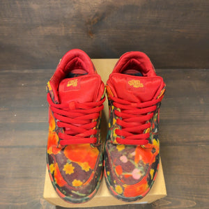 Nike SB Dunk Low The Wizard of Oz Poppy Field Size 11 (Pre-Owned) - Image 3