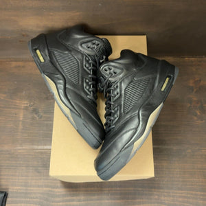 Jordan 5 Retro Premium Triple Black Size 9.5 (Pre-Owned) - Image 2