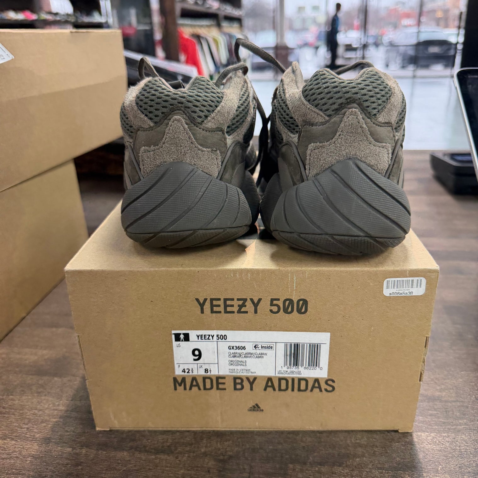 adidas Yeezy 500 Clay Brown (US 9) (USED)