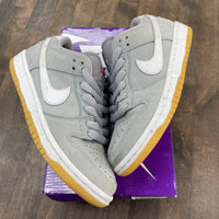 Grey Gum SB Dunk Low (USED)