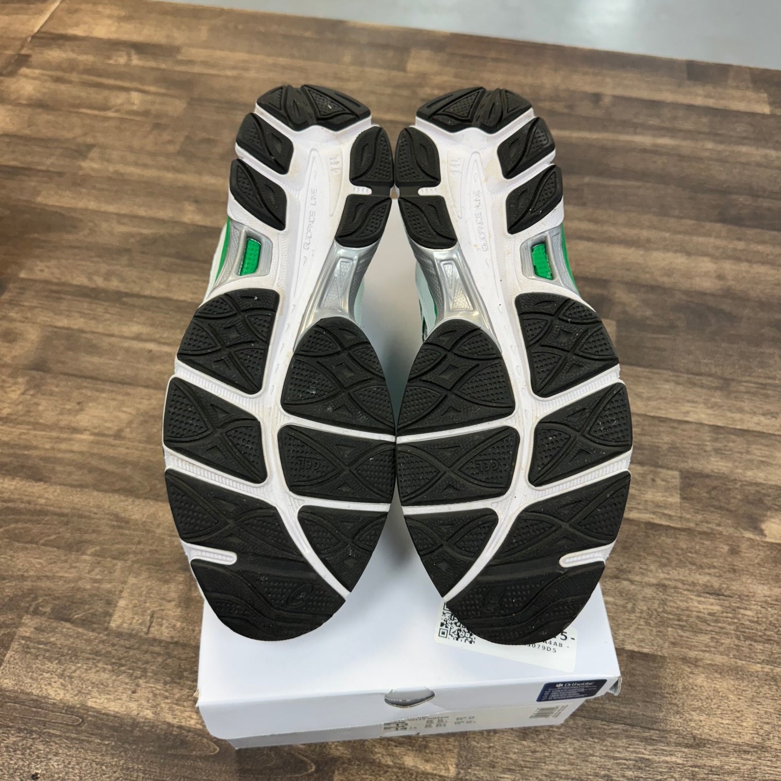 Hidden NY Asics Gel NYC (USED)