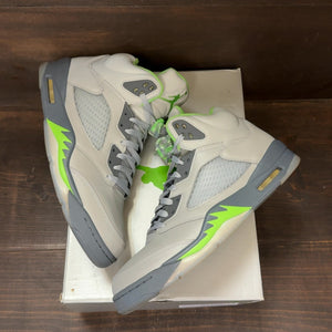 Jordan 5 Retro Green Bean (2022) Size 12 (Pre-Owned) - Image 2