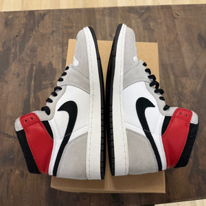 Jordan 1 Retro High Light Smoke Grey Size 10.5 (Pre-Owned) - Image 4
