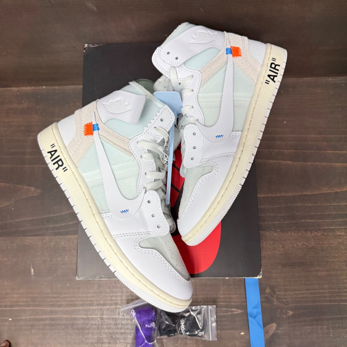 Jordan 1 Retro High Off-White Alaska - Image 4