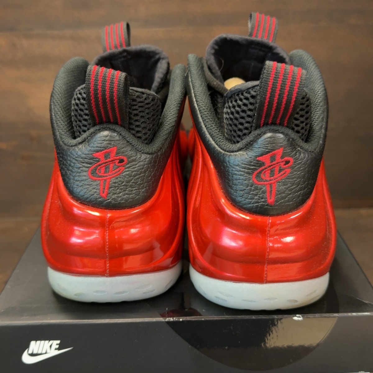 Nike Air Foamposite One Metallic Red (2023) - Image 5