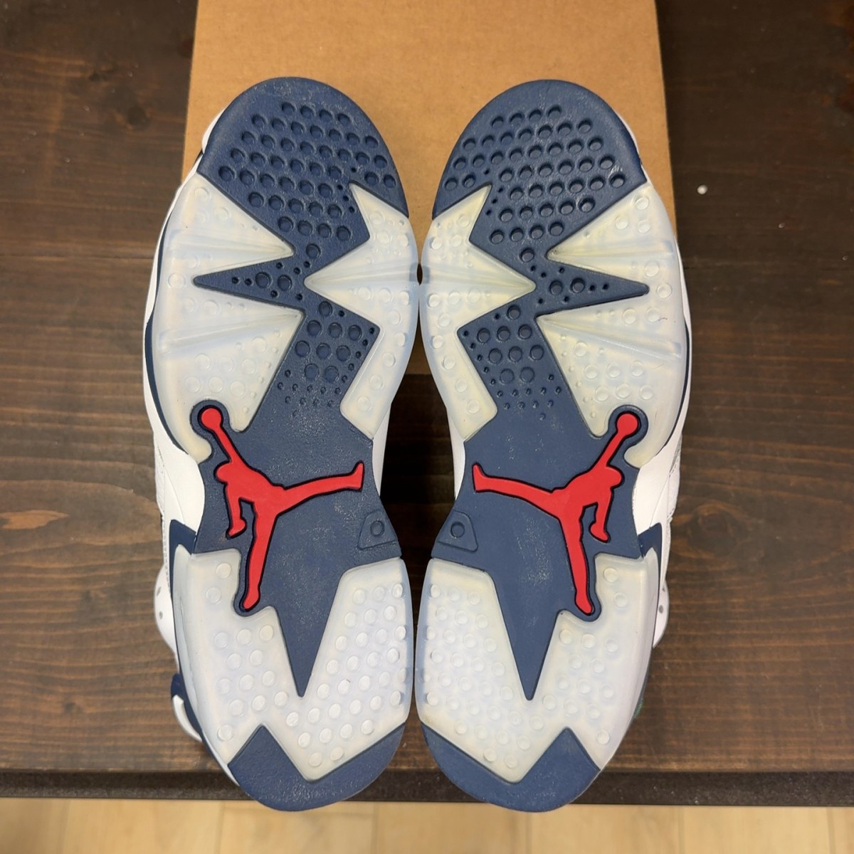 Jordan 6 Retro Midnight Navy (2022) Size 8.5 (Pre-Owned) - Image 8