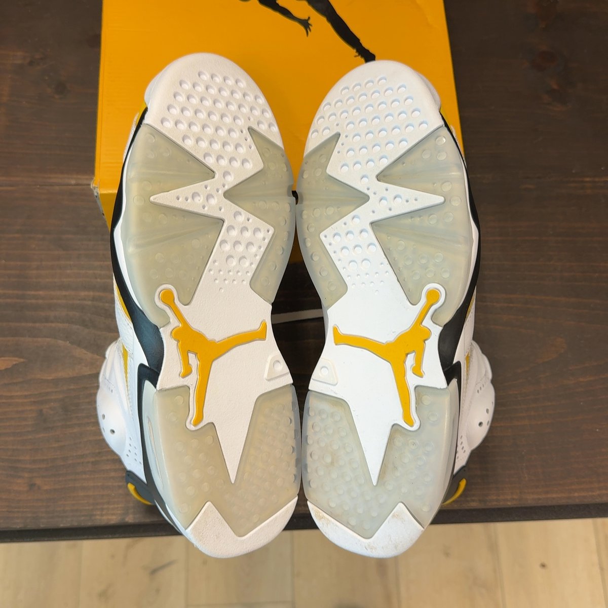 Jordan 6 Retro Yellow Ochre Size 10.5 (Pre-Owned) - aux