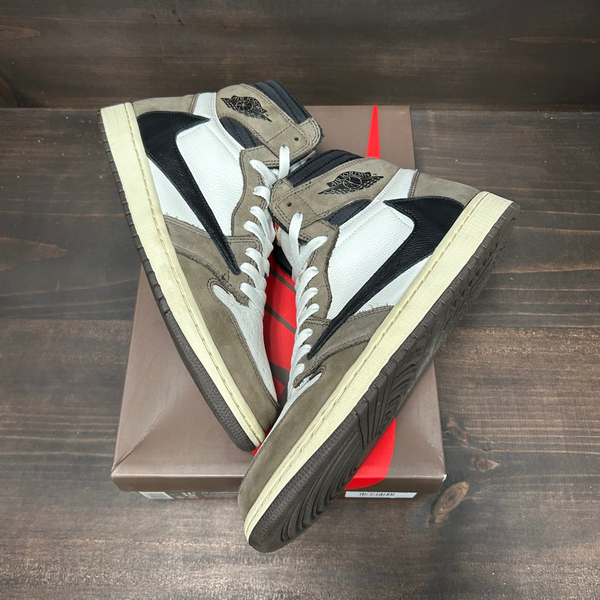 Jordan 1 Retro High OG SP Travis Scott Mocha - Image 2