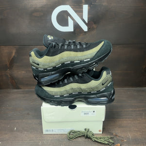 Nike Air Max 95 SP Undefeated Geo La Brea Medium Olive Size 12 (Pre-Owned)