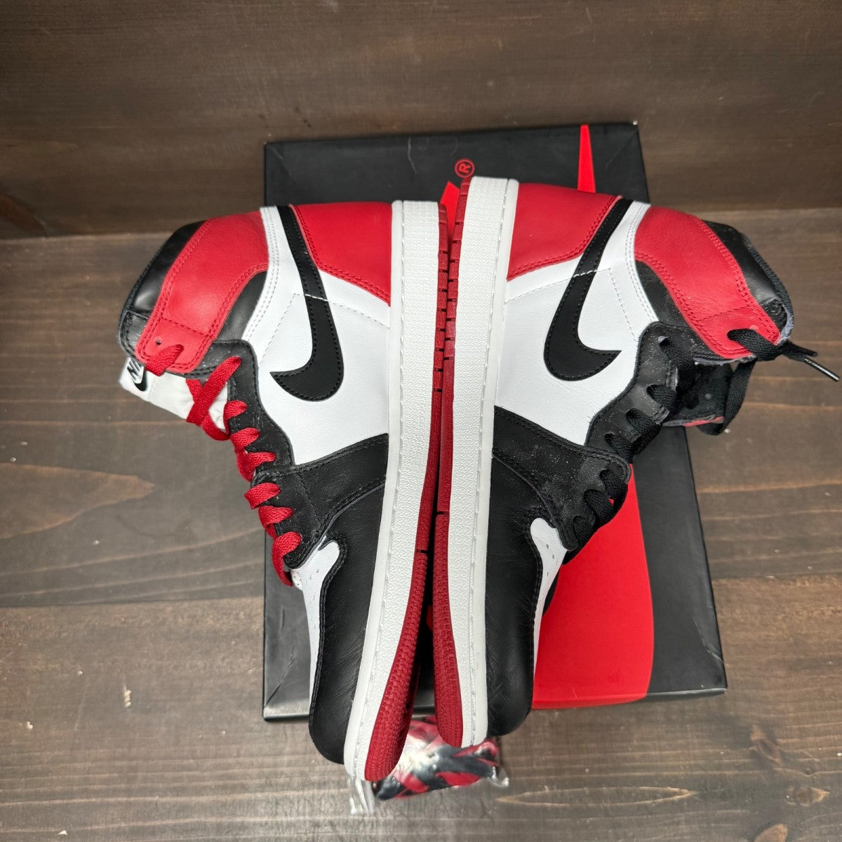 Jordan 1 Retro Black Toe (2016) - Image 3
