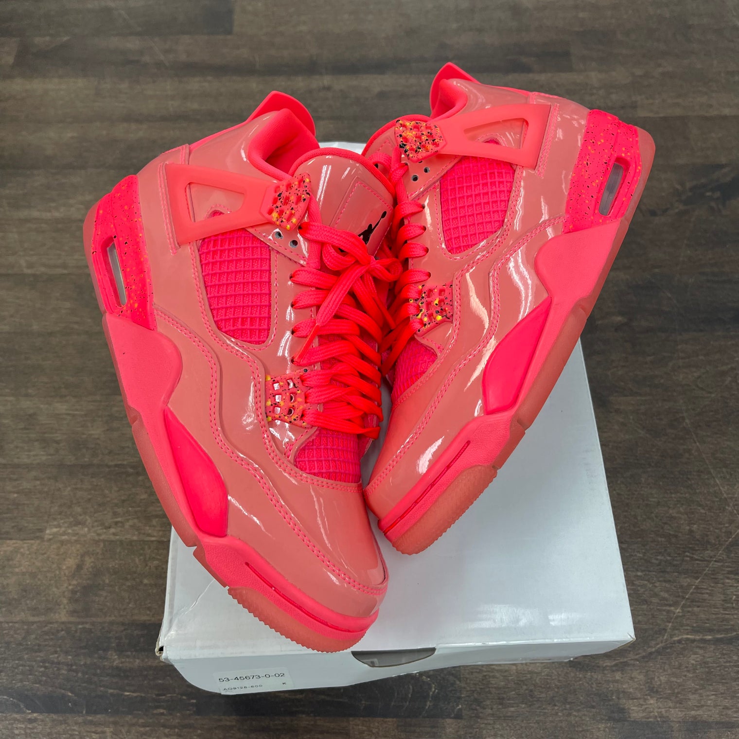 (W) Hot Punch Jordan 4 (USED)