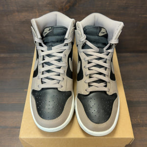Nike Dunk High Moon Fossil (Women's) Size 7W (Pre-Owned) - Image 3