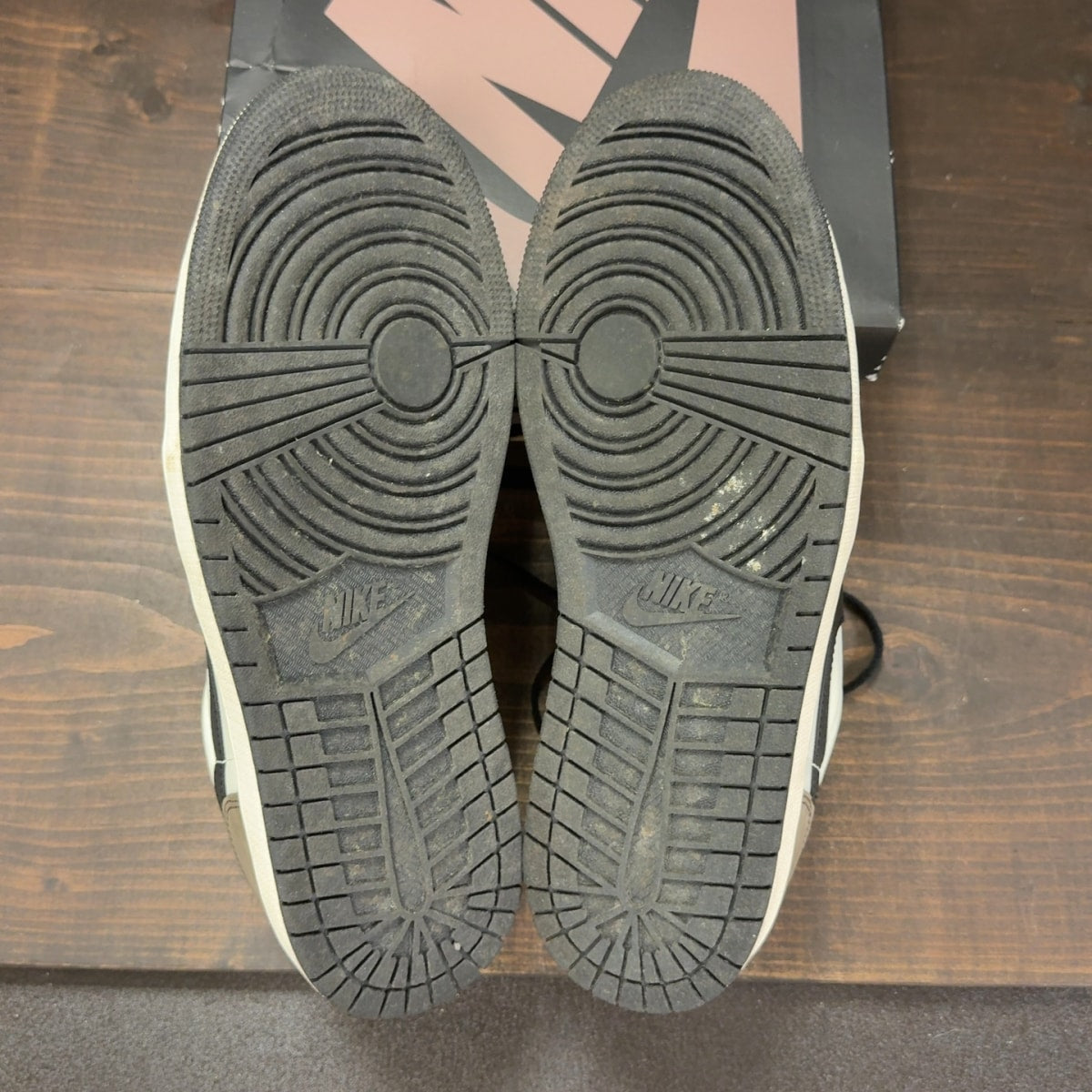 Jordan 1 Retro Low OG Mocha - Image 8