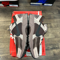 Plum Eclipse Nike Zoom Vomero 5 (Women's) (USED)