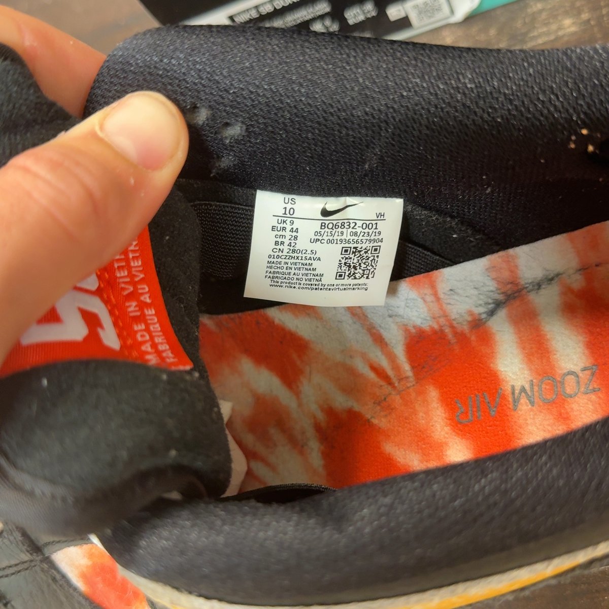 Nike SB Dunk Low Raygun Tie-Dye Black Size 10 (Pre-Owned) - aux