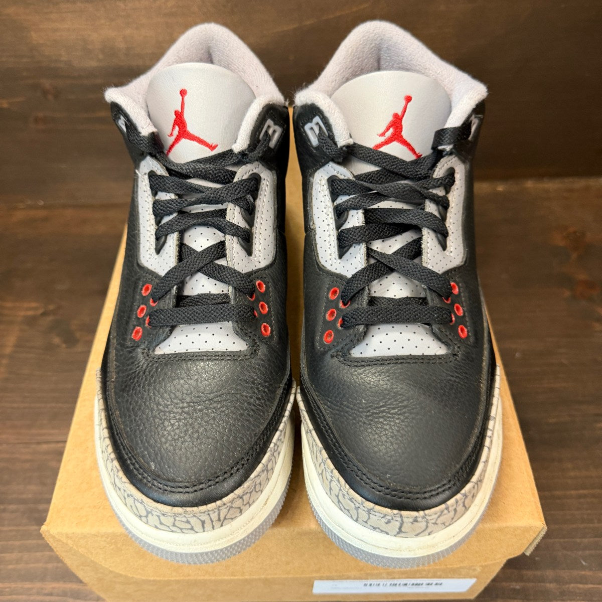 Jordan 3 Retro Black Cement (2024) (GS) Size 7Y (Pre-Owned) - Image 3