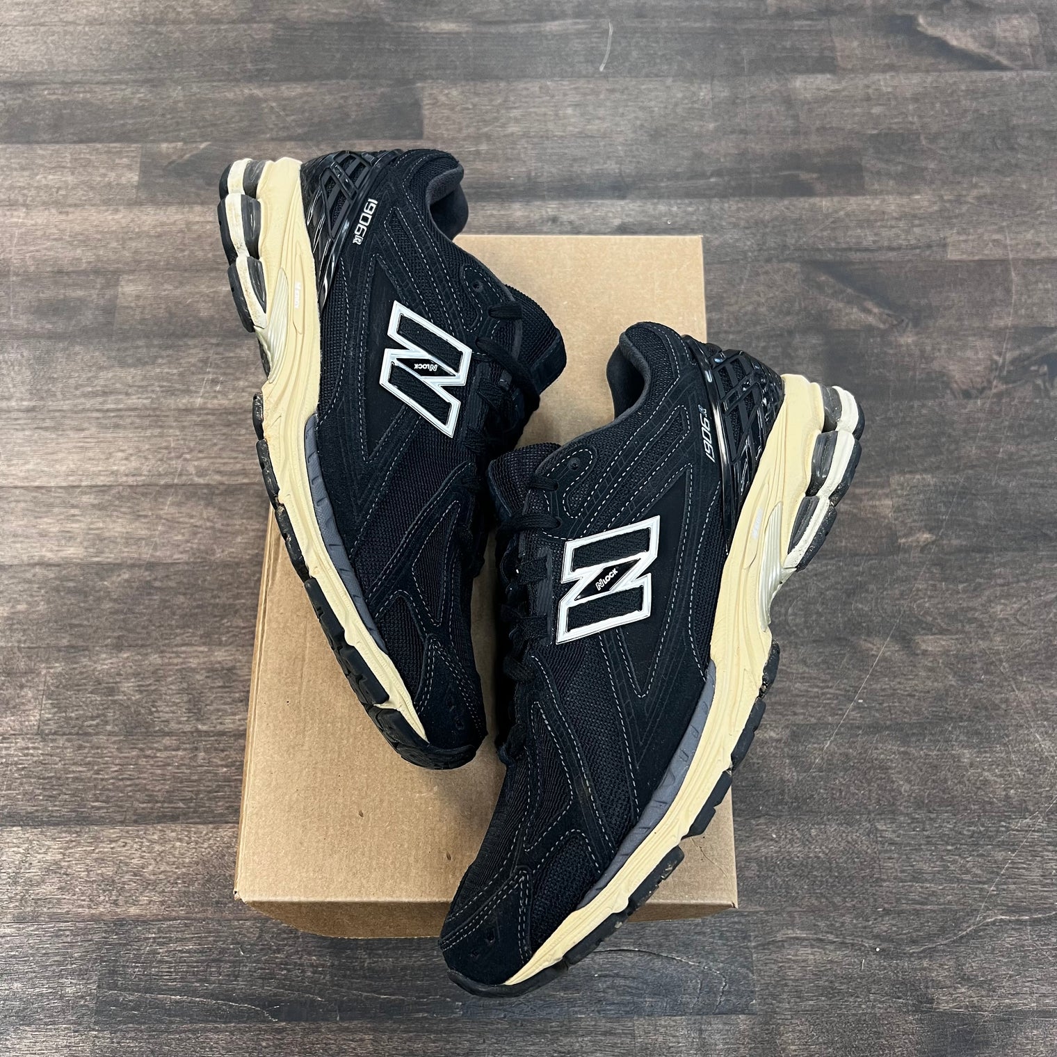 Black Taupe New Balance 1906R (USED,No Box)