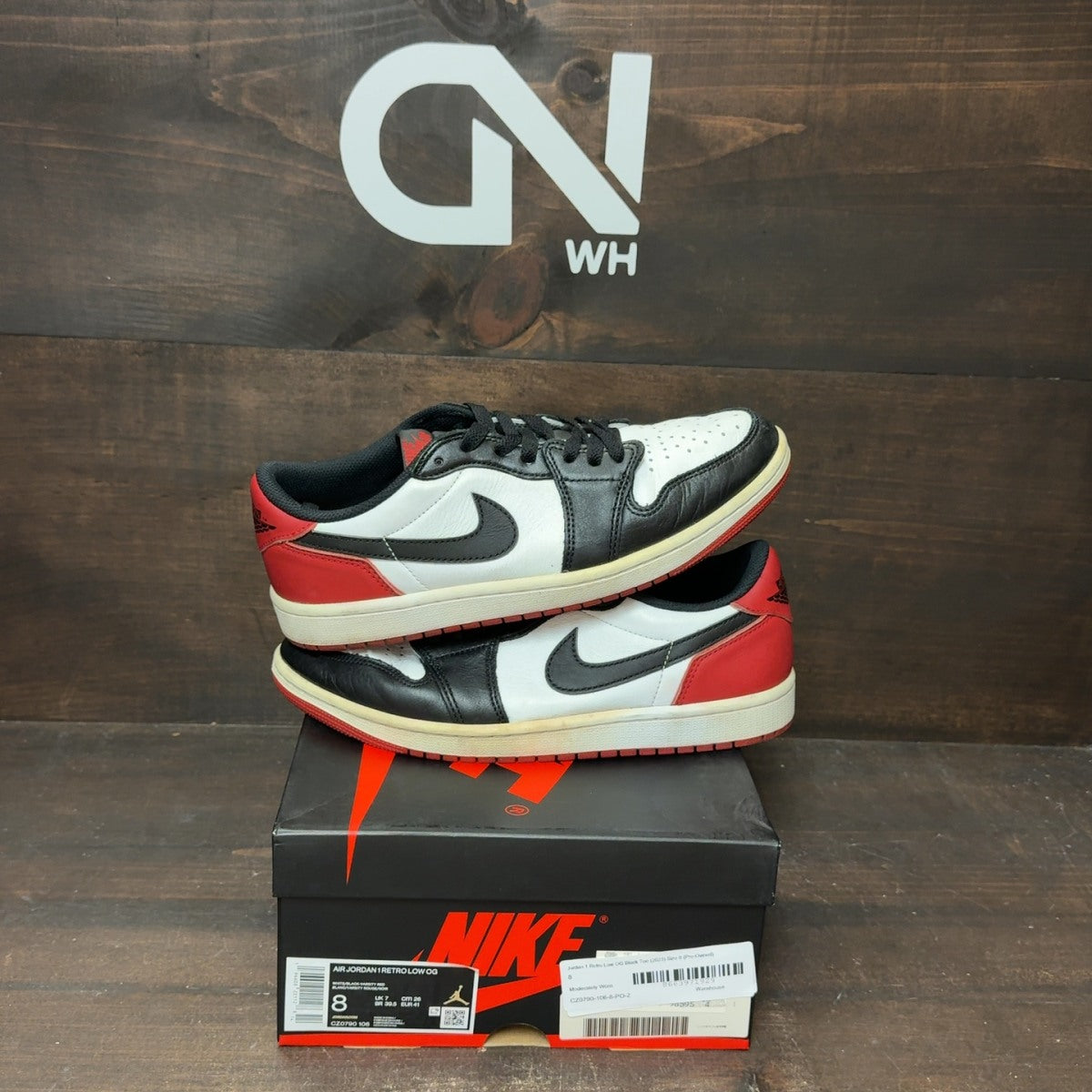 Jordan 1 Retro Low OG Black Toe (2023) Size 8 (Pre-Owned) - front