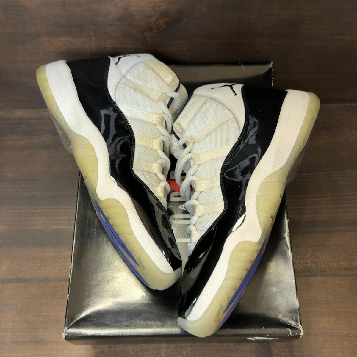 Jordan 11 Retro Concord (2018) - Image 2