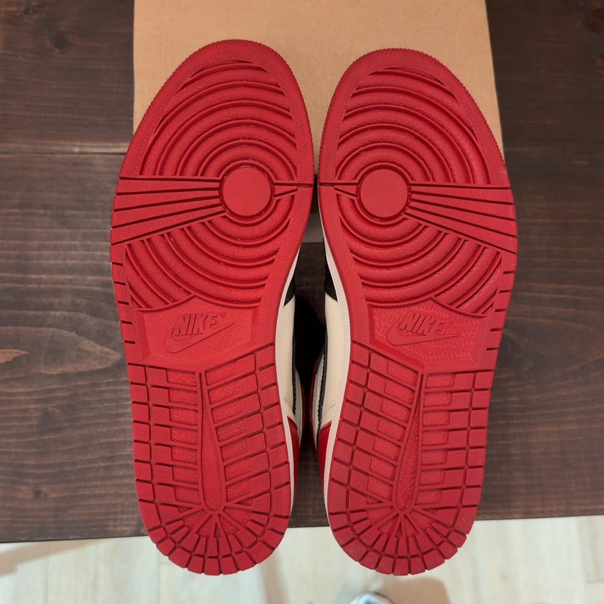 Jordan 1 Retro High Bred Toe Size 8.5 (Pre-Owned) - aux