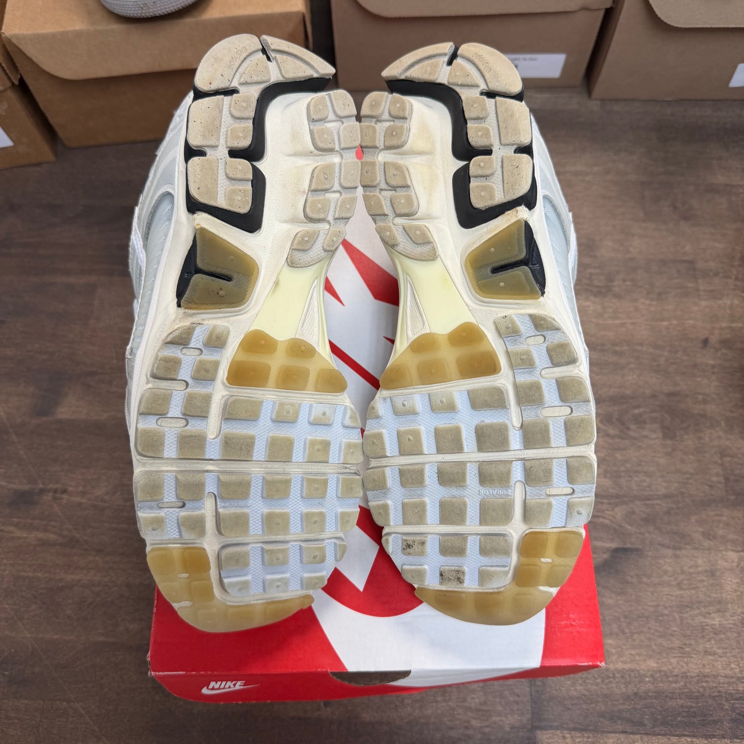 Supersonic Light Bone Black Nike Zoom Vomero 5 (USED, Replacement Box)