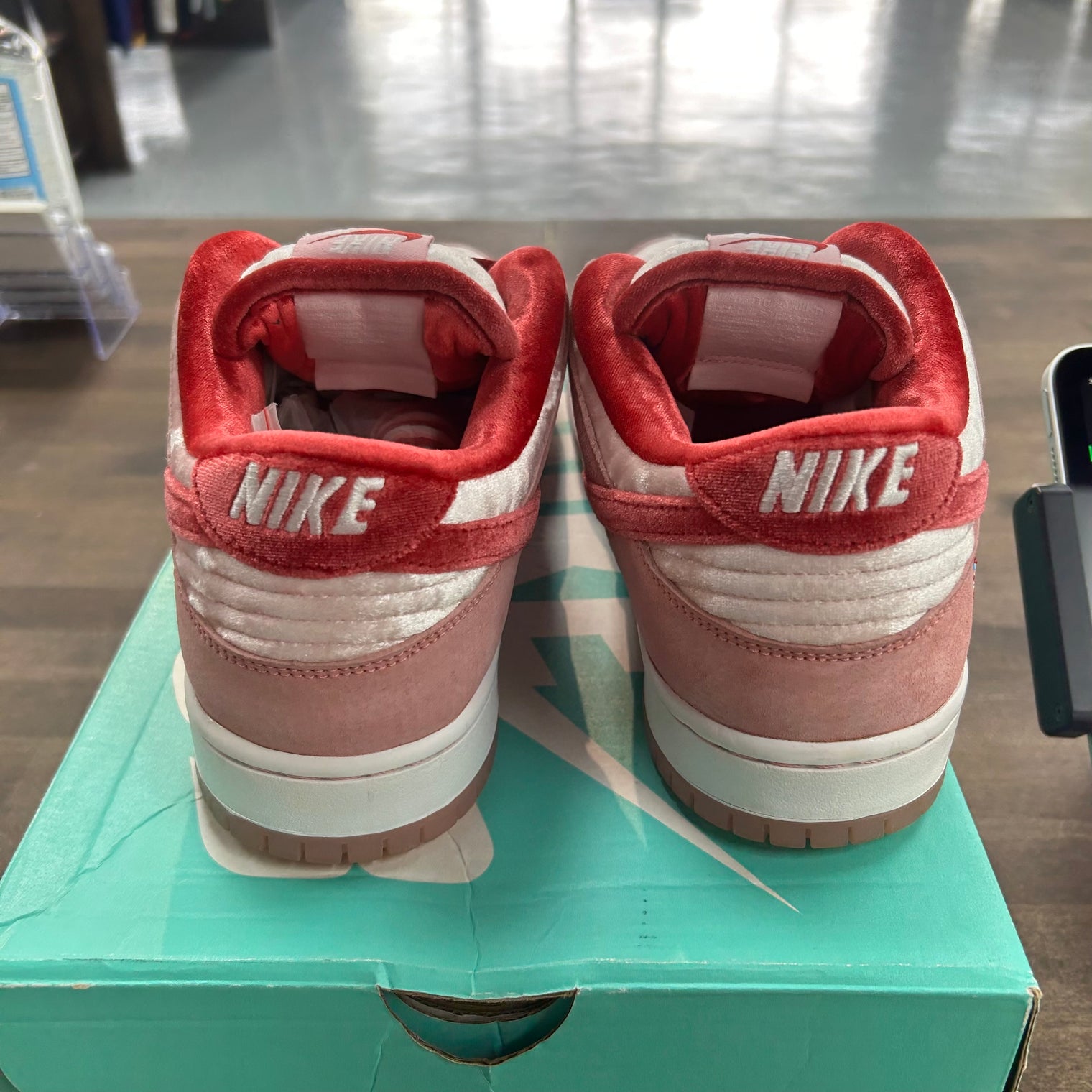 StrangeLove Skateboards SB Dunk Low (USED)