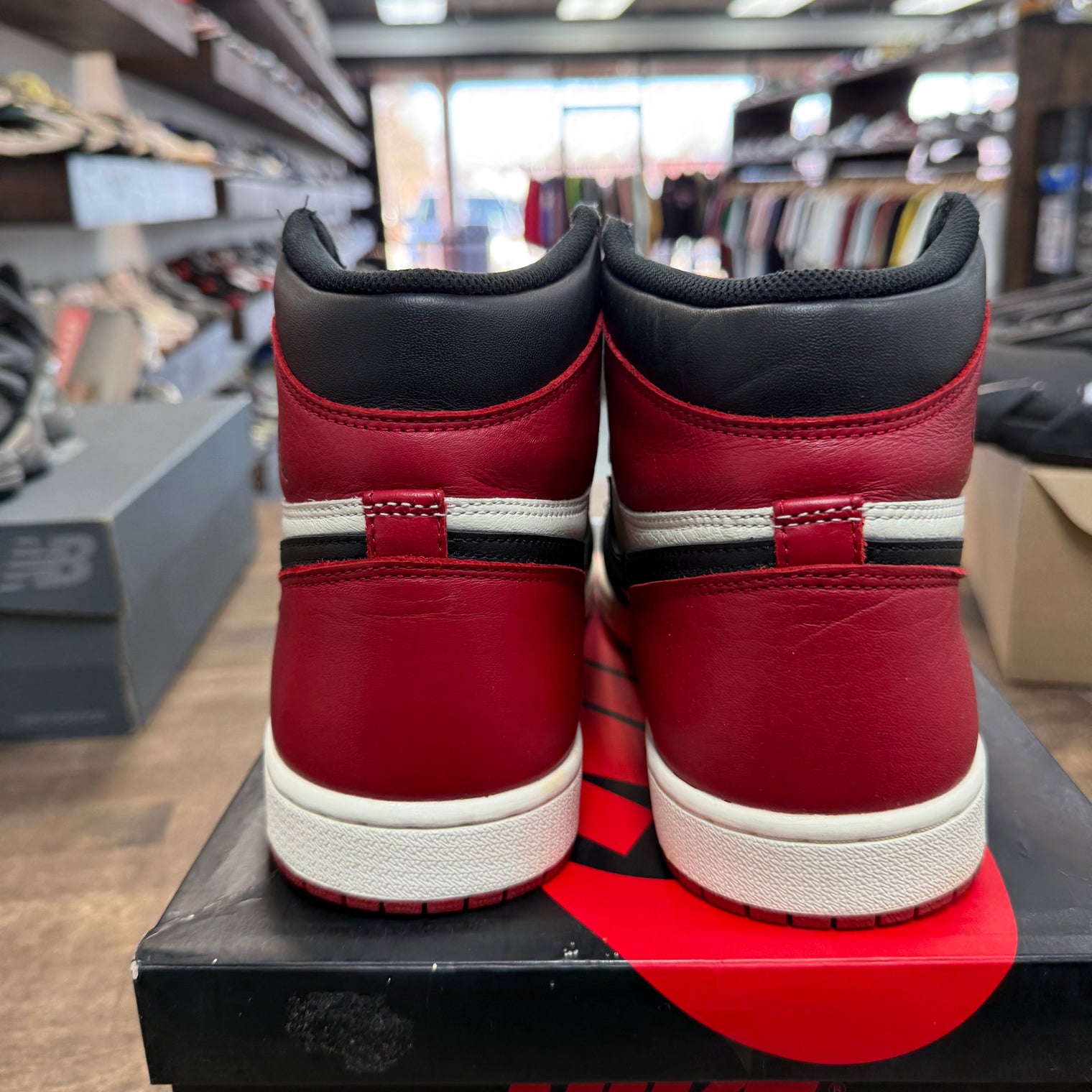 Bred Toe Jordan 1 High (USED)