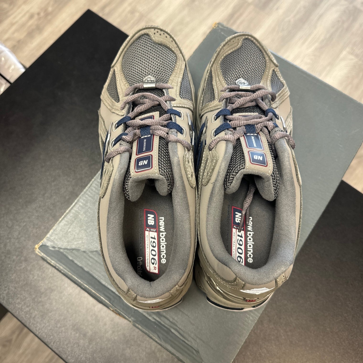 Castlerock Indigo New Balance 1906R (USED)