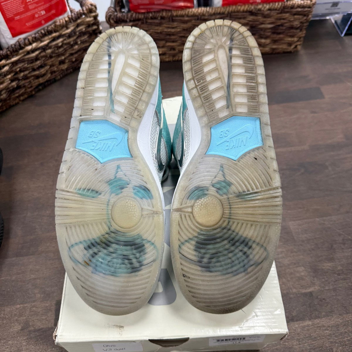 Nike SB Dunk Low April Skateboards - Image 5
